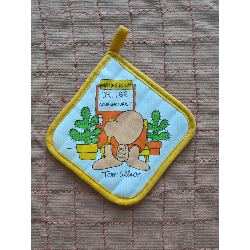 Vintage Ziggy Tom Wilson Pot Holder Dr Lee Acupuncturist Yellow Quilted Kitchen